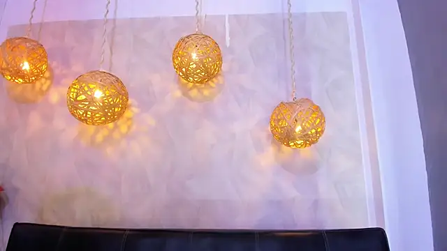 victoria aleia  online show from 01.09.25