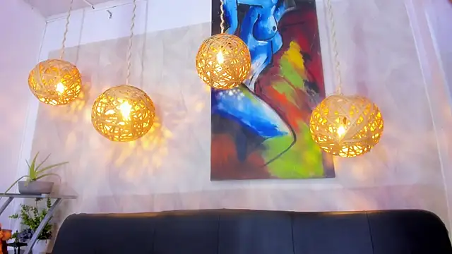 victoria aleia  online show from 03.19.25