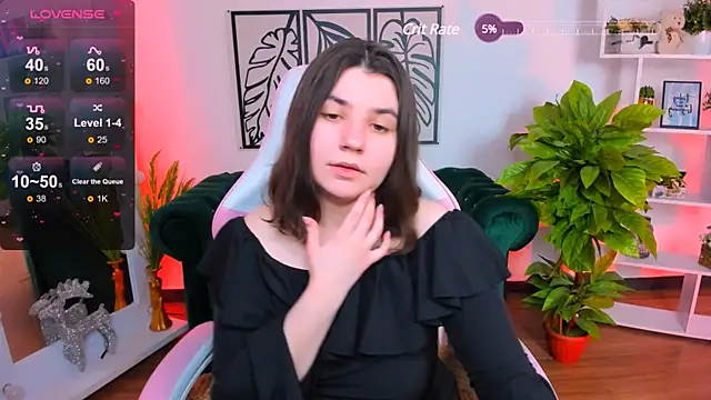 Viola  Shy online show from 01.24.25