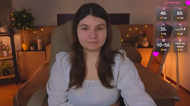 Viola  Shy online show from 04.03.26