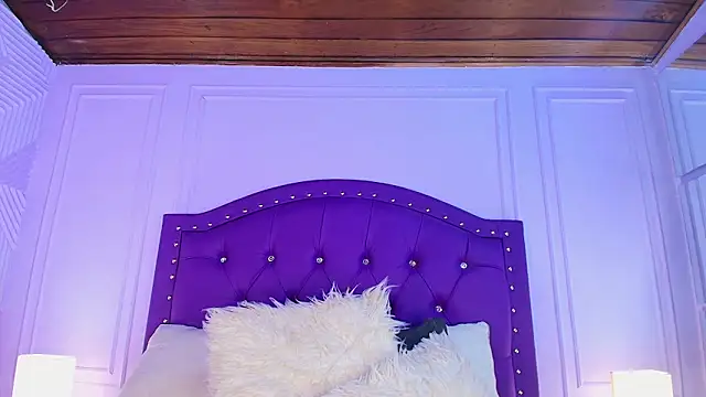 Snapshot of sarah_banks1 chatting on 02.27.26 sarah banks1 online show from 02.27.26