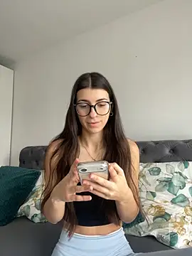 Snapshot of Wildberry_ chatting on 03.26.26 Wildberry online show from 03.26.26