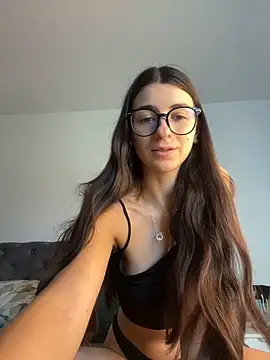 Snapshot of Wildberry_ chatting on 06.18.26 Wildberry online show from 06.18.26