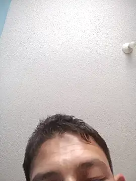 Snapshot of Leonul chatting on 03.19.25 Leonul online show from 03.19.25