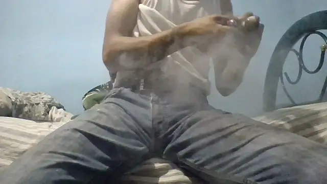 Snapshot of Leonul chatting on 11.10.25 Leonul online show from 11.10.25