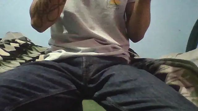 Snapshot of Leonul chatting on 02.13.26 Leonul online show from 02.13.26