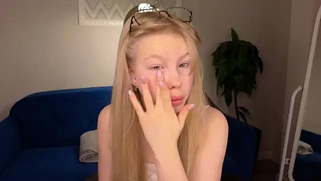 Sarra Cooper online show from 12.30.24