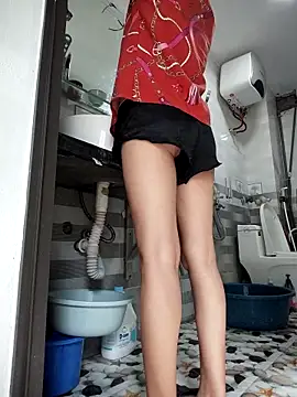 Haralushiaaa online show from 12.22.25