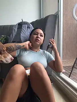 Pretty Isadora online show from 03.16.26