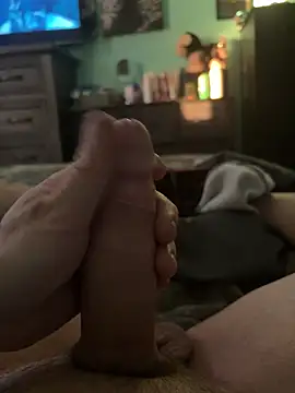 Snapshot of joeycbigcock chatting on 02.26.26 joeycbigcock online show from 02.26.26