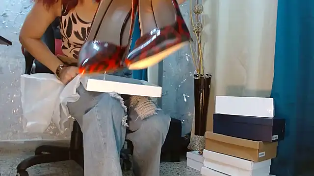 Samantabrown  online show from 11.22.25