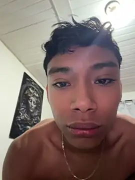 Snapshot of alejo_cute chatting on 07.16.26 alejo cute online show from 07.16.26
