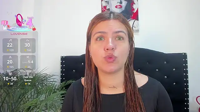 Snapshot of Alexandra_Torress chatting on 06.24.26 Alexandra Torress online show from 06.24.26