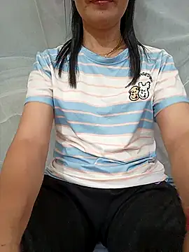 Snapshot of Asian_girl13 chatting on 07.03.26 Asian girl13 online show from 07.03.26