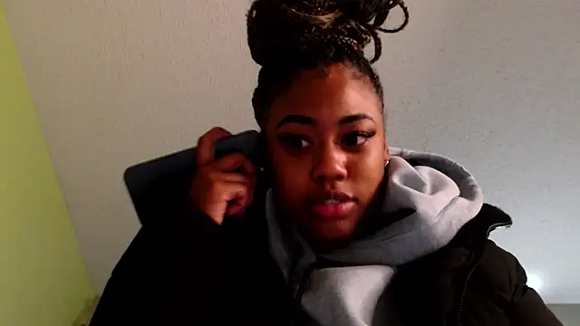 BriannaBrave online show from 12.09.24