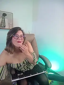 Chanelll Taylorr  online show from 01.10.26