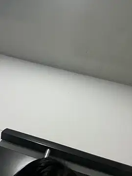 ZTahya online show from 10.17.25