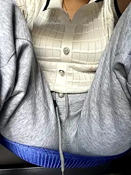 Milk Mom99 online show from 11.26.25