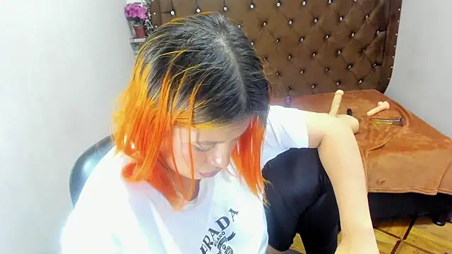 CurvyJulieth online show from 12.21.24