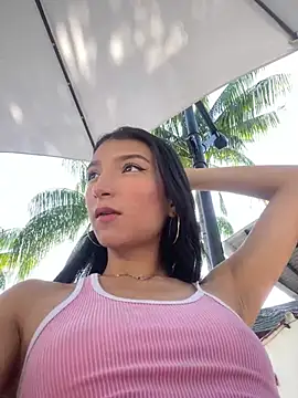 Snapshot of loly-yandere chatting on 01.19.25 loly-yandere online show from 01.19.25