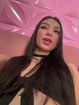 Snapshot of loly-yandere chatting on 03.20.25 loly-yandere online show from 03.20.25