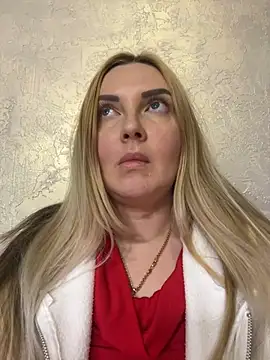 Snapshot of Aleksandrakis chatting on 02.17.25 Aleksandrakis online show from 02.17.25