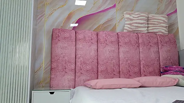 kendal rossi online show from 03.06.26