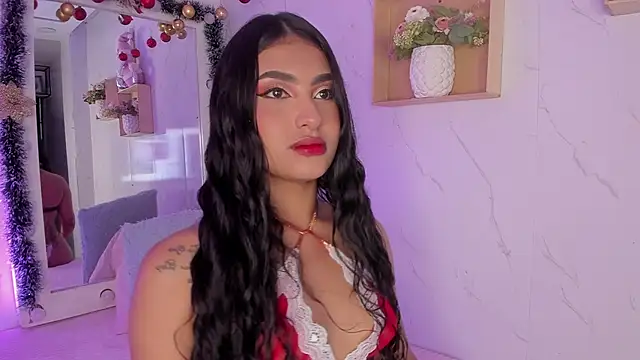 Snapshot of sabrinahimss chatting on 12.13.25 sabrinahimss online show from 12.13.25