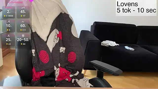 Snapshot of Sexy_Sweets chatting on 03.01.26 Sexy Sweets online show from 03.01.26