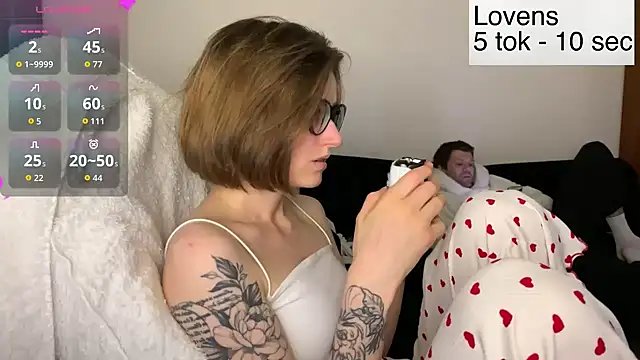 Snapshot of Sexy_Sweets chatting on 03.03.26 Sexy Sweets online show from 03.03.26