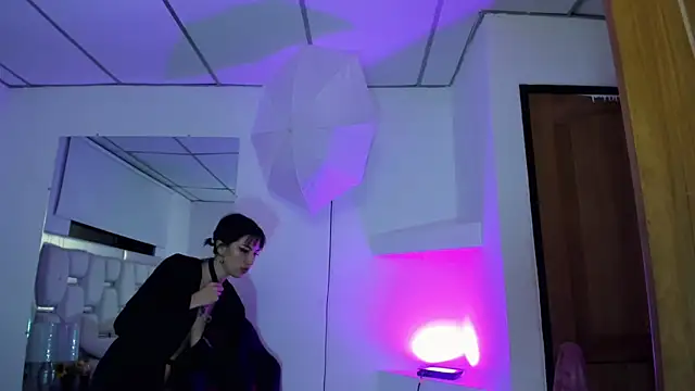 Naomi-Haruno online show from 01.31.25