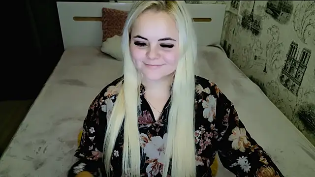 lovely-eyes online show from 12.16.25