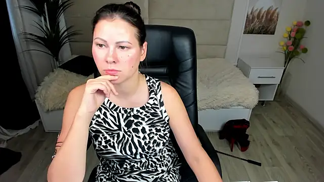 Snapshot of Dana__dom chatting on 01.21.25 Dana dom online show from 01.21.25