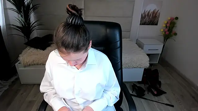 Snapshot of Dana__dom chatting on 02.09.25 Dana dom online show from 02.09.25