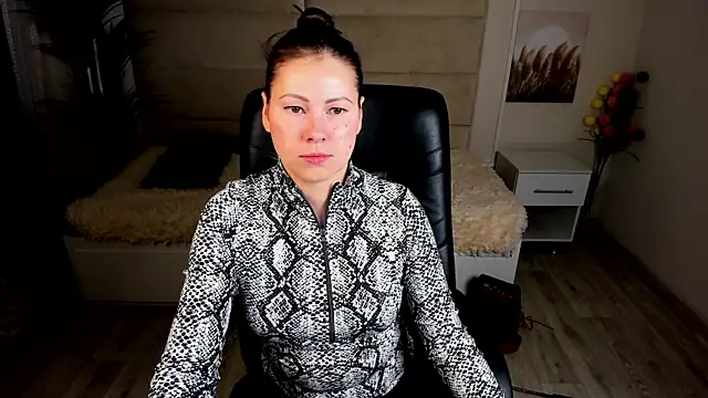 Snapshot of Dana__dom chatting on 02.28.25 Dana dom online show from 02.28.25