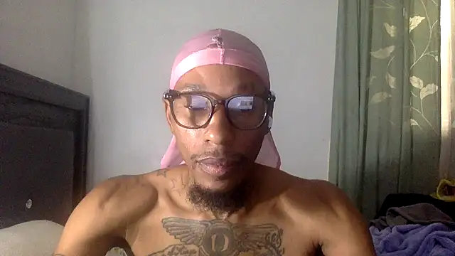 KingDerRico online show from 10.12.25