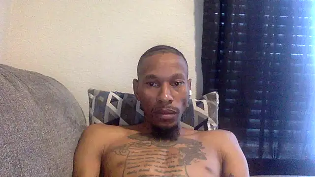 KingDerRico online show from 10.17.25