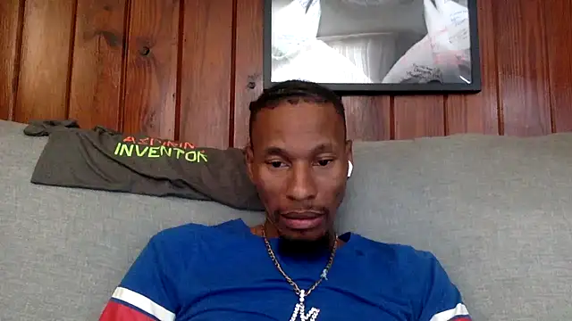 KingDerRico online show from 10.23.25