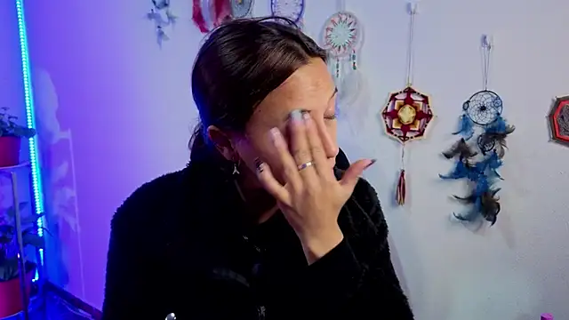 Snapshot of Zoe--khalL chatting on 07.04.26 Zoe--khalL online show from 07.04.26