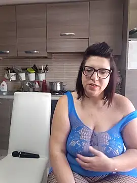 Snapshot of carolyne2023 chatting on 02.01.26 carolyne2023 online show from 02.01.26