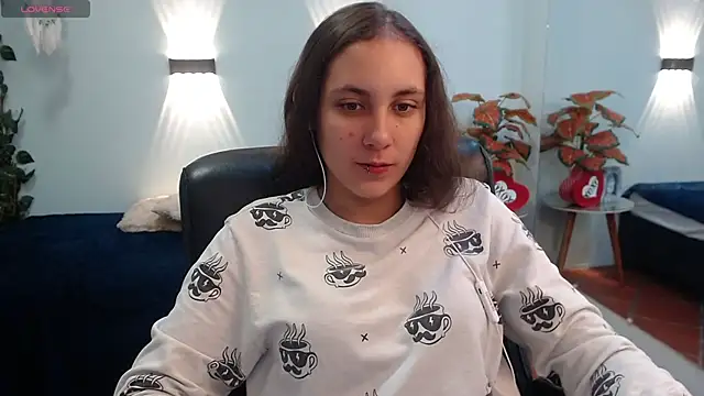 xlunna online show from 10.18.25