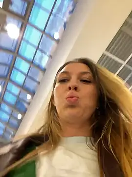 Sweet   Emily online show from 01.14.26