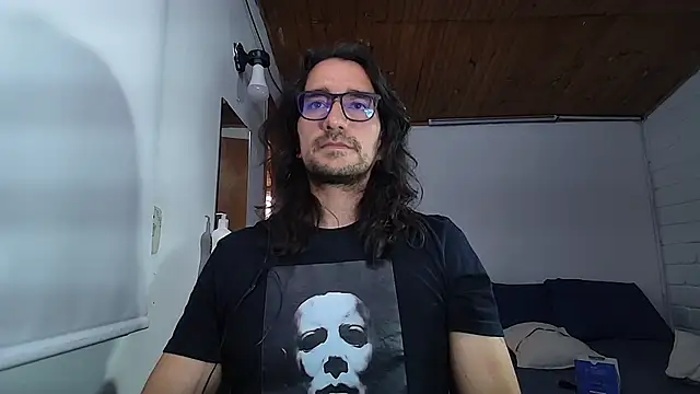 Snapshot of RustyGray chatting on 12.03.24 RustyGray online show from 12.03.24