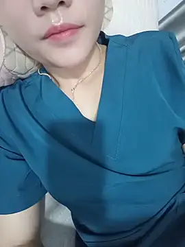 Snapshot of 2_sex chatting on 06.29.26 2 sex online show from 06.29.26