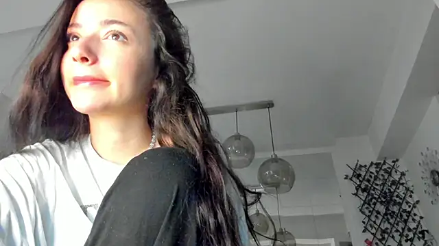 Snapshot of IreneVON chatting on 01.26.25 IreneVON online show from 01.26.25