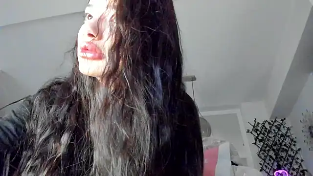 IreneVON online show from 02.15.25