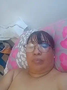 MilfPleasure online show from 05.17.26