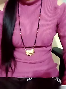 Snapshot of Slim_bhabhi chatting on 01.13.25 Slim bhabhi online show from 01.13.25