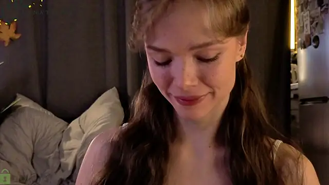 Eva Natsumi online show from 11.09.25