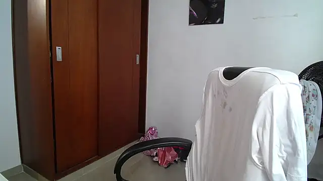 venelope1 online show from 10.13.25